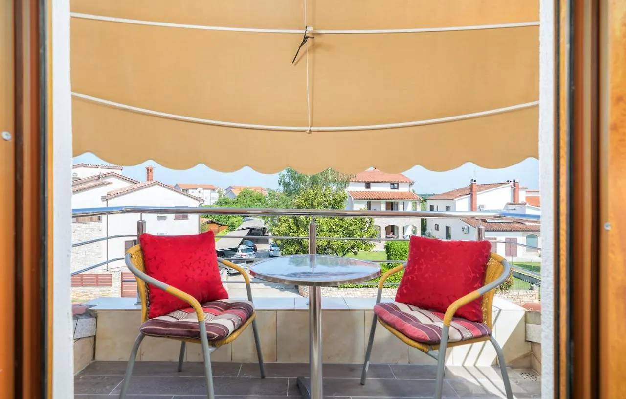 Apartments Orange 709 Fažana Croácia