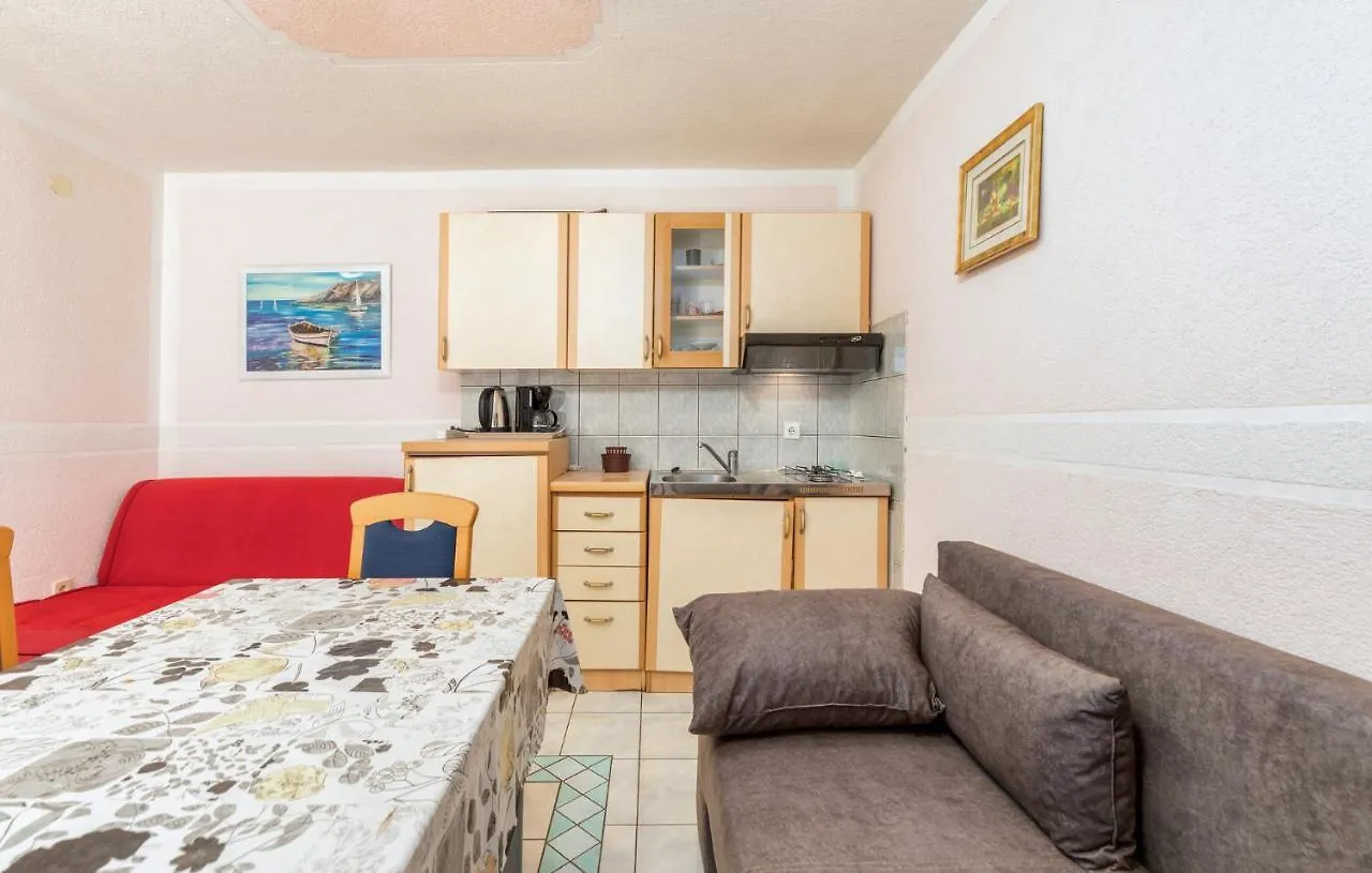 Apartments Orange 709 Fažana Hırvatistan
