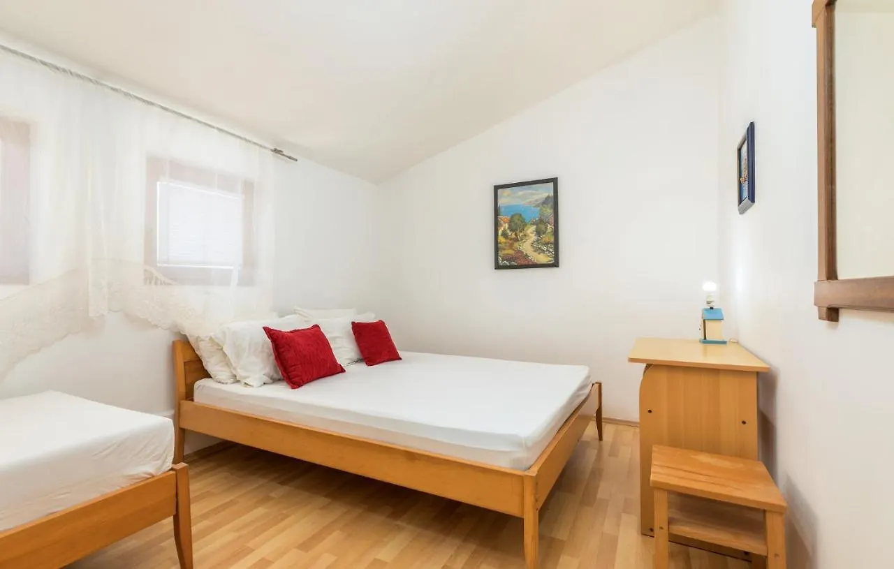Apartments Orange 709 Fažana Hırvatistan