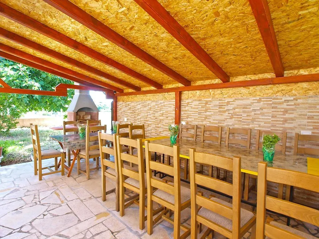 Apartments Orange 709 Fažana Hırvatistan
